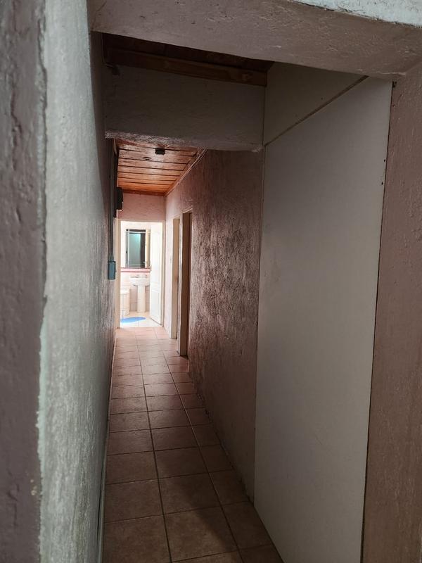 10 Bedroom Property for Sale in Montshioa North West